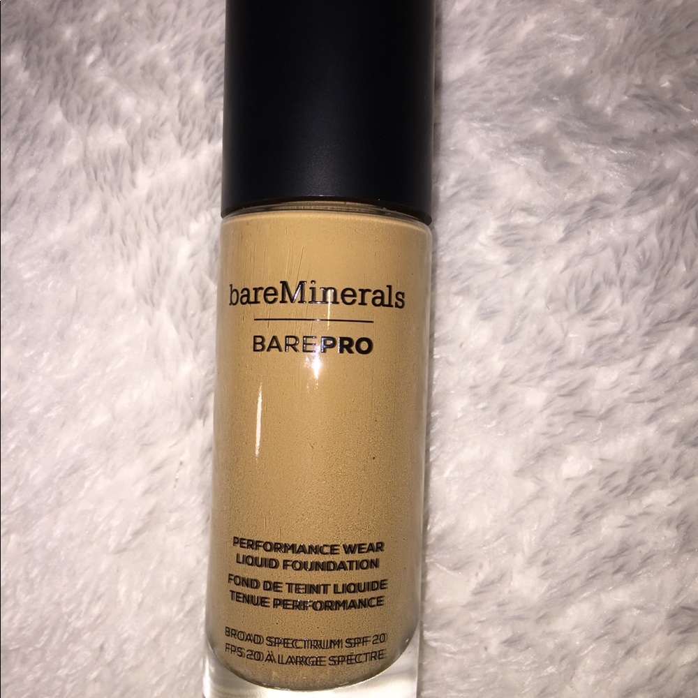 Bareminerals Bare-Pro Foundation (SABLE 21)